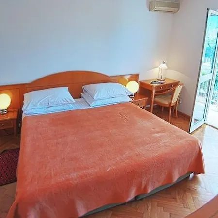 Sipa - Garden One Bedroom With Balcony And Partial Sea View C Ντουμπρόβνικ