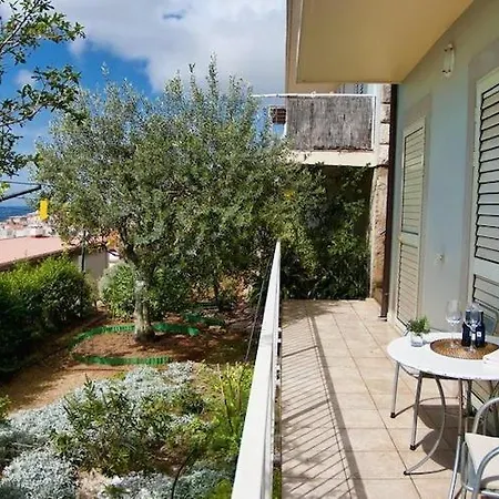 Sipa - Garden One Bedroom With Balcony And Partial Sea View C 두브로브니크